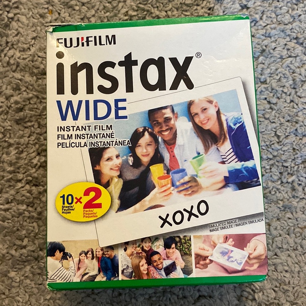 FUJI FILM INSTAX WIDE INSTANT FILM